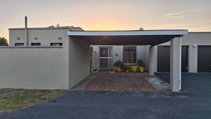 To Let 2 Bedroom Property for Rent in Ferndale Western Cape